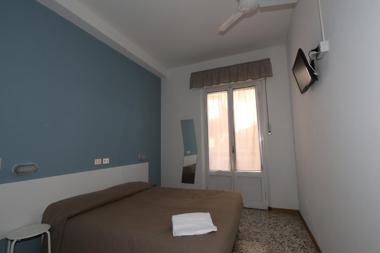 Hotel Urano Cattolica Exterior foto